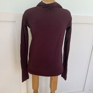 Lululemon Keep The Heat Hoodie Wool Blend Base Layer Women's 6 Burgandy  Running